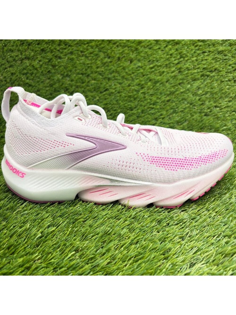 Brooks Glycerin Flex Womens Size 9.5 White Pink Athletic Running Shoes Sneakers